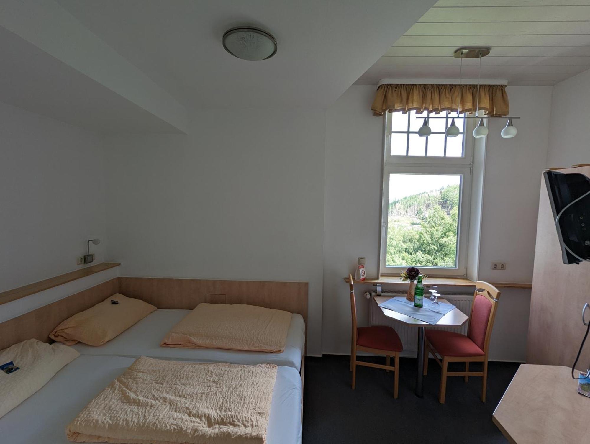 Waldgasthaus & Berghotel Steinerne Renne ヴェルニゲローデ エクステリア 写真