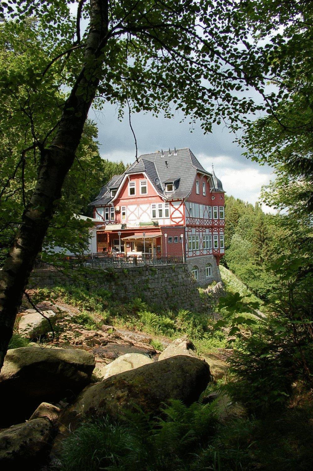 Waldgasthaus & Berghotel Steinerne Renne ヴェルニゲローデ エクステリア 写真